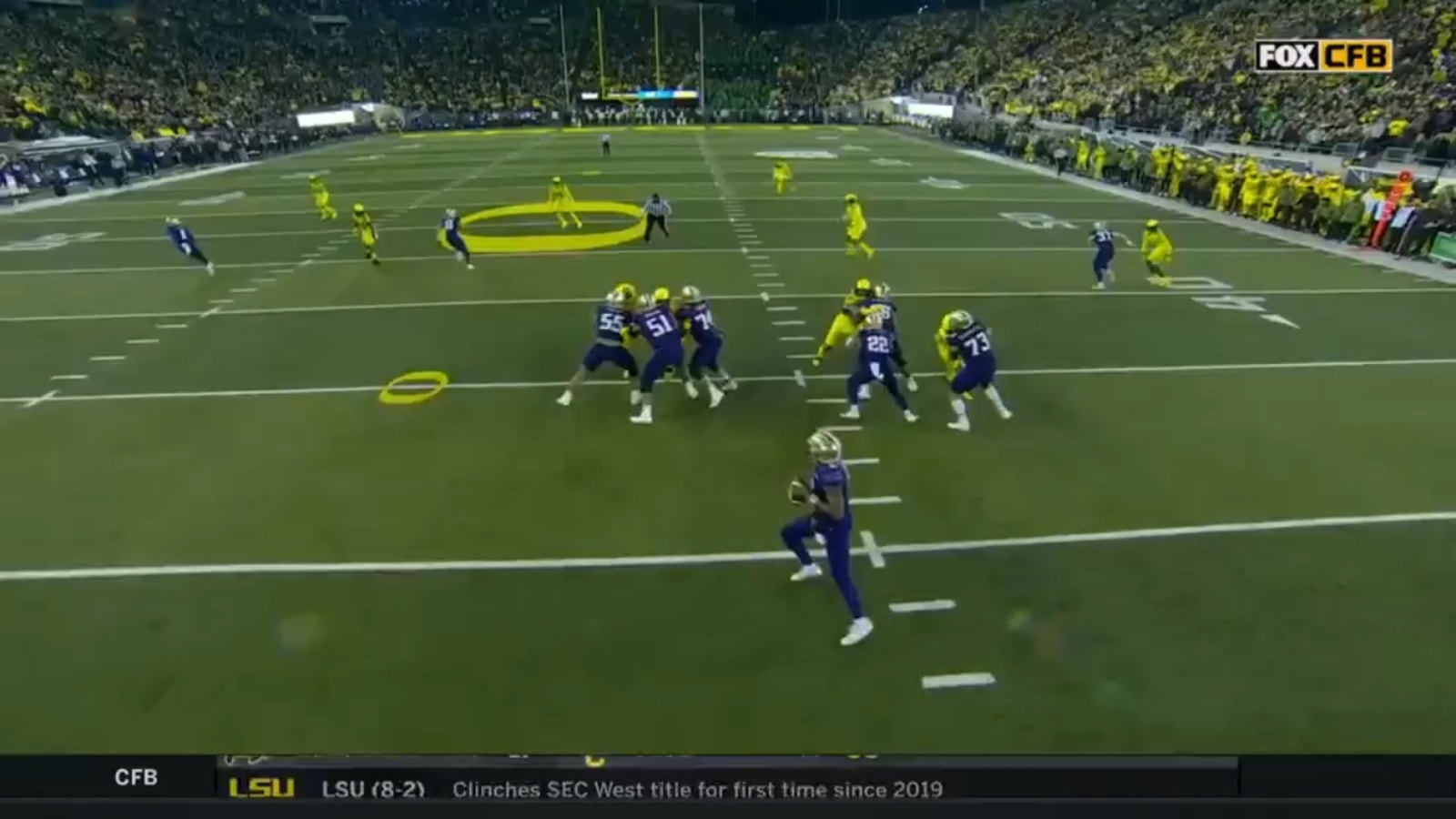 Washington's Michael Penix Jr. throws a 62-yard TD against Oregon